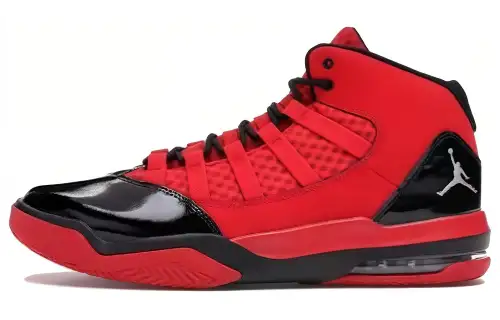 Jordan Max Aura Red Black