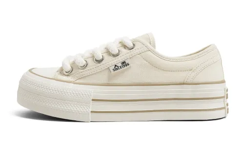 RENBEN Low top Canvas Shoes Women's Beige