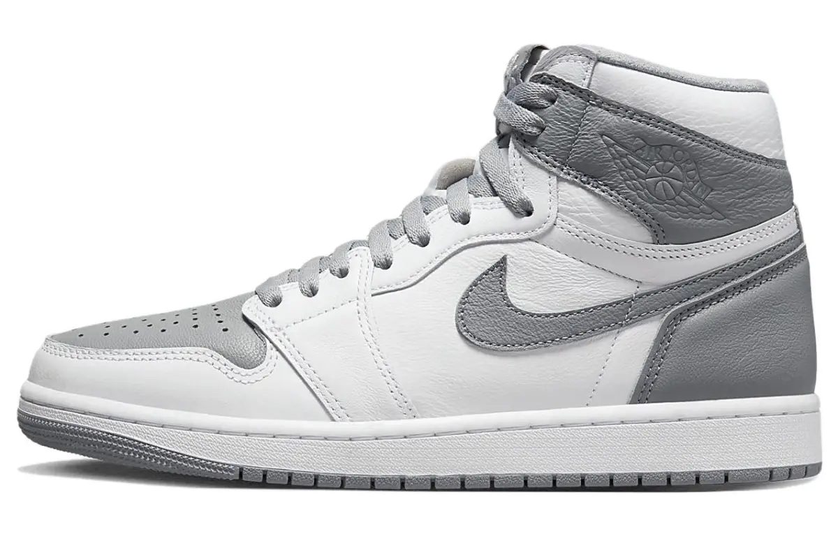 Jordan Air Jordan 1 Retro High Og Stealth Goat High top Vintage Basketball Shoes Unisex White Gray