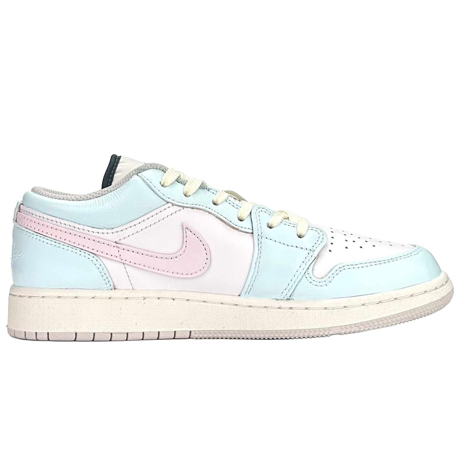 Jordan Air Jordan 1 Spring Summer Thin Sole Shoes For Leg Showcasing Height Increasing Lightweight Breathable Low top