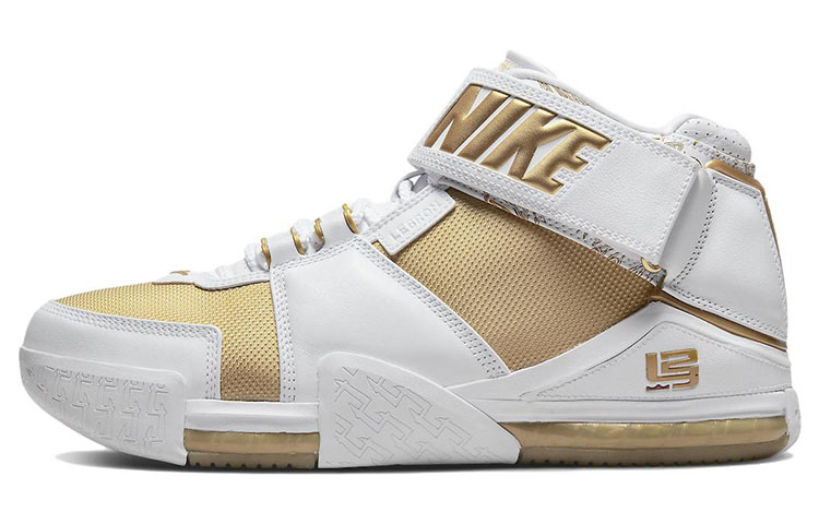 Мужские кроссовки Nike DJ4892-100 (бело-золотой)