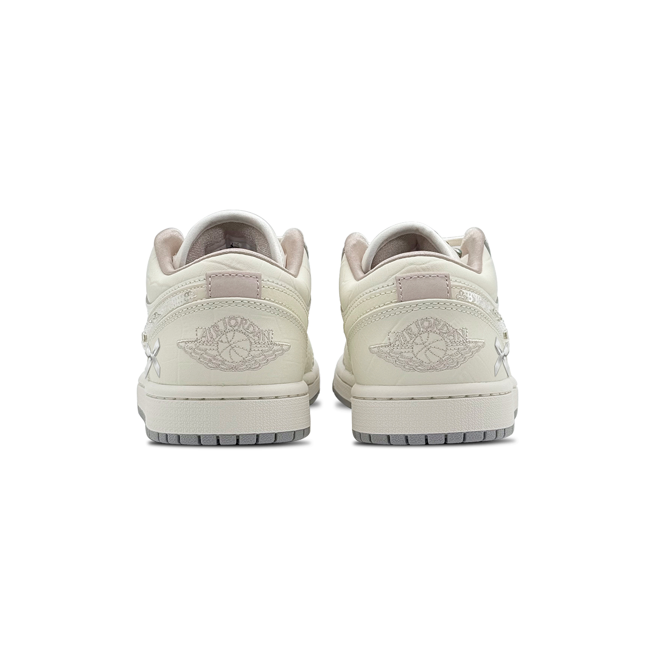 Jordan Air Jordan 1 Moonlight Silk Silver Feather Abrasion Resistant Low top Vintage Basketball Shoes Women’s