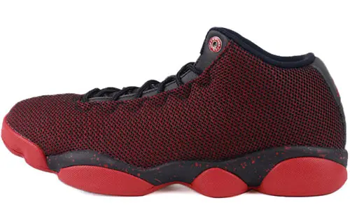 Jordan Horizon Low Black Gym Red