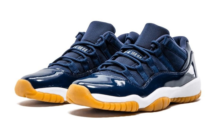 Air Jordan 11 Retro Low ‘Navy Gum’ Gs