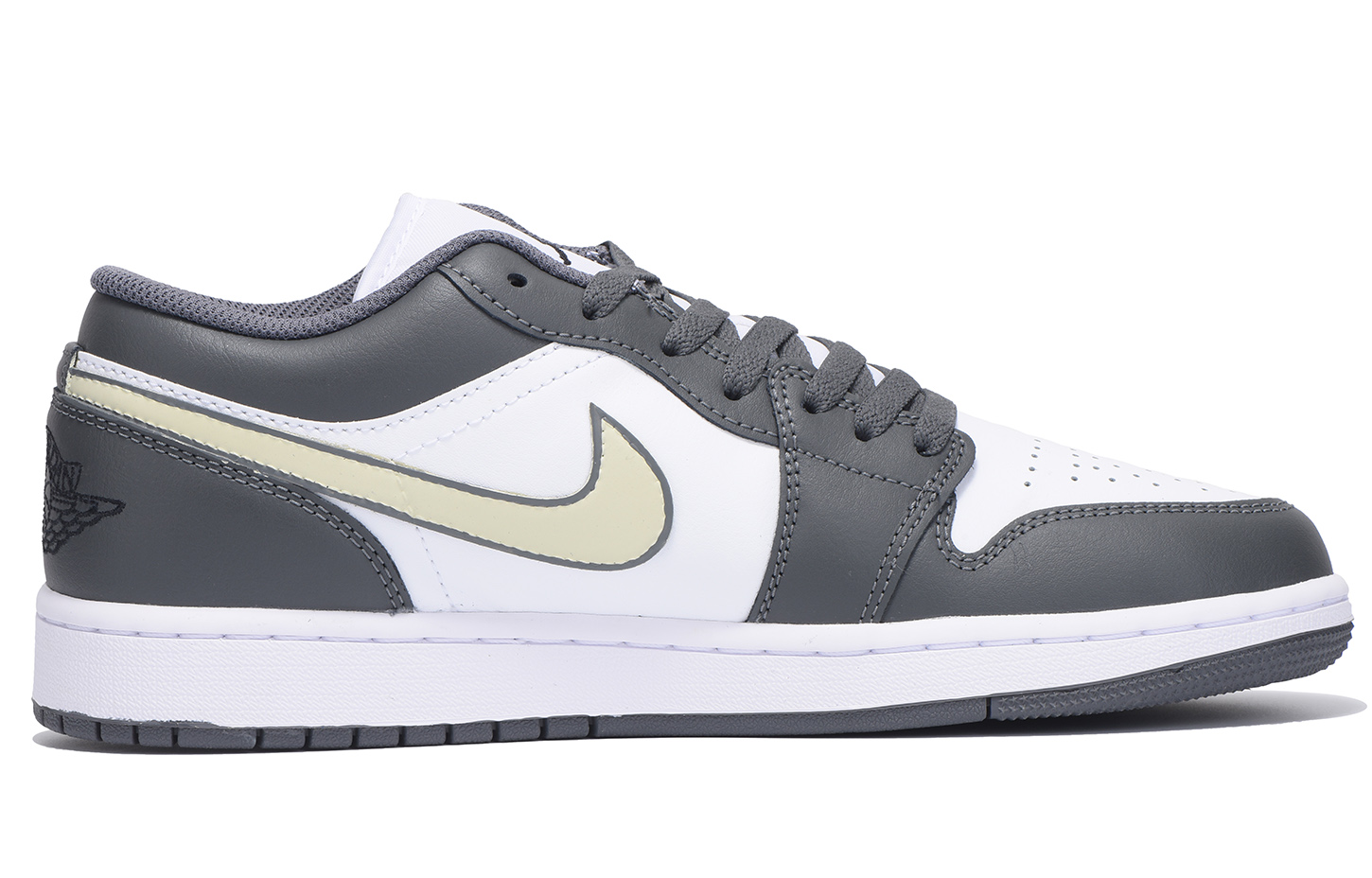Jordan Air Jordan 1 Slip Resistant Abrasion Resistant Low top Vintage Basketball Shoes Unisex Black Gray