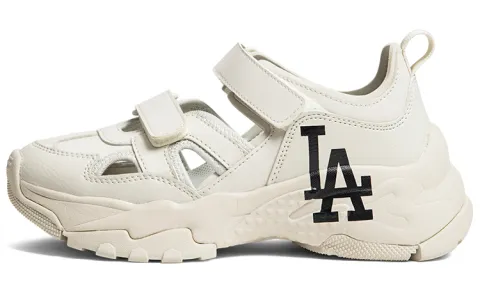 MLB Sandal Chunky Mask Lightweight Breathable Height Increasing River Trekking Shoes Unisex Cream