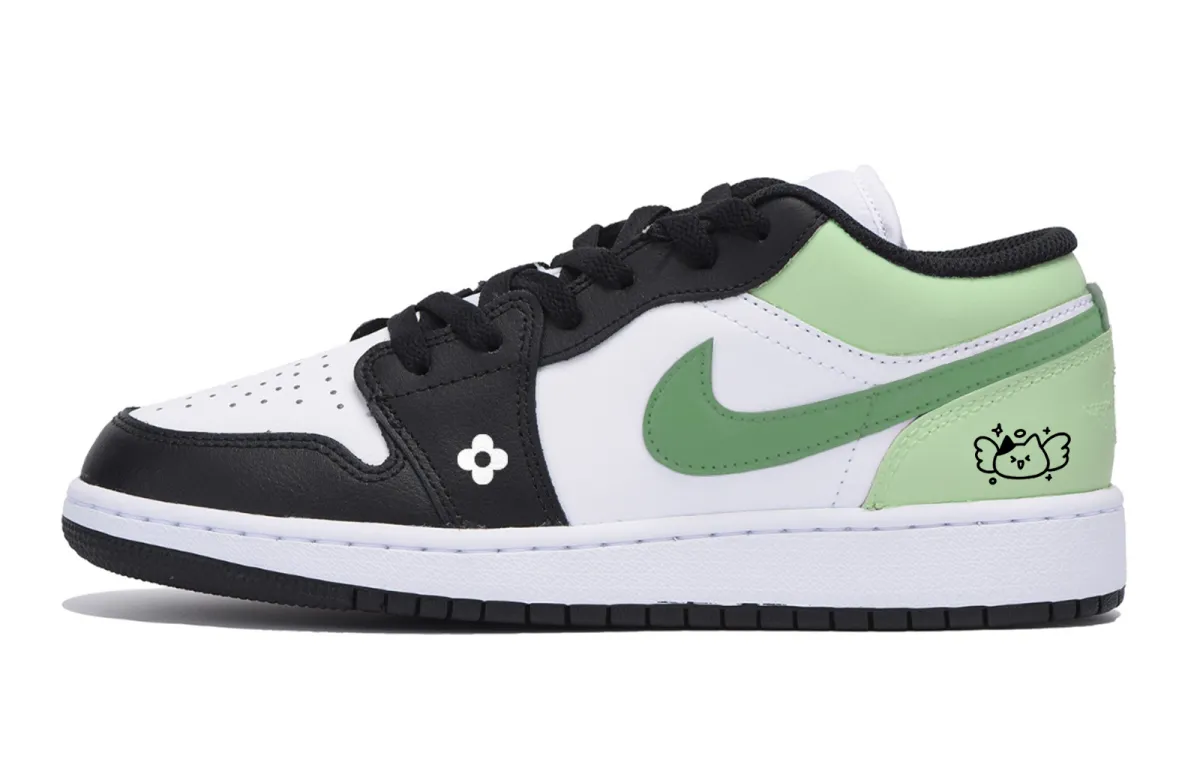 Jordan Air Jordan 1 Low top Vintage Basketball Shoes Men's Black White Green