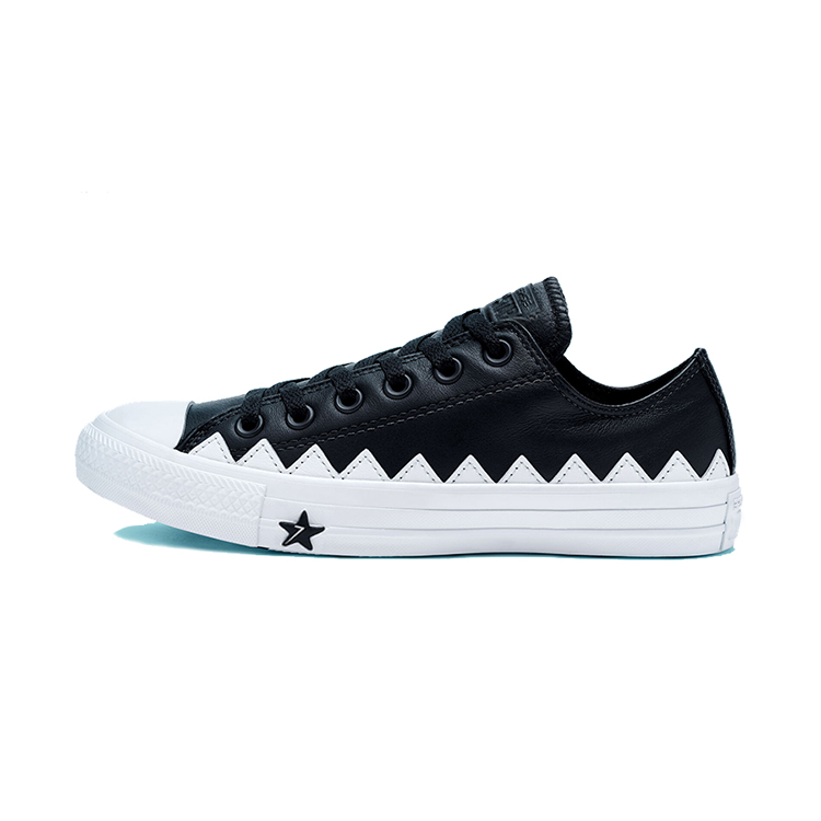 Женские кеды Converse Chuck Taylor All Star Mission-V (черно-белые) — Чёрный / белый — фото 1