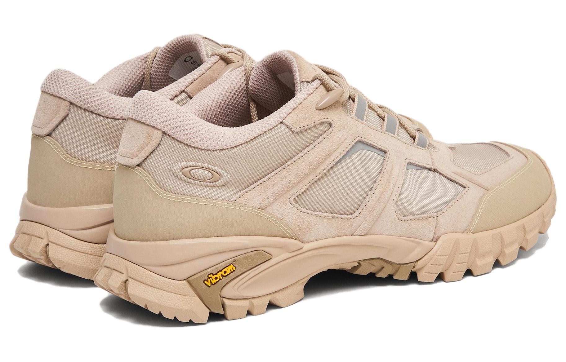 Oakley Sierra Terrain Abrasion Resistant Low top Mountaineering & Hiking Shoes Unisex Beige Pink