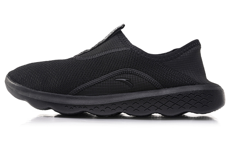 ANTA Training Shoes Men's Low Top Black/Ivory White
