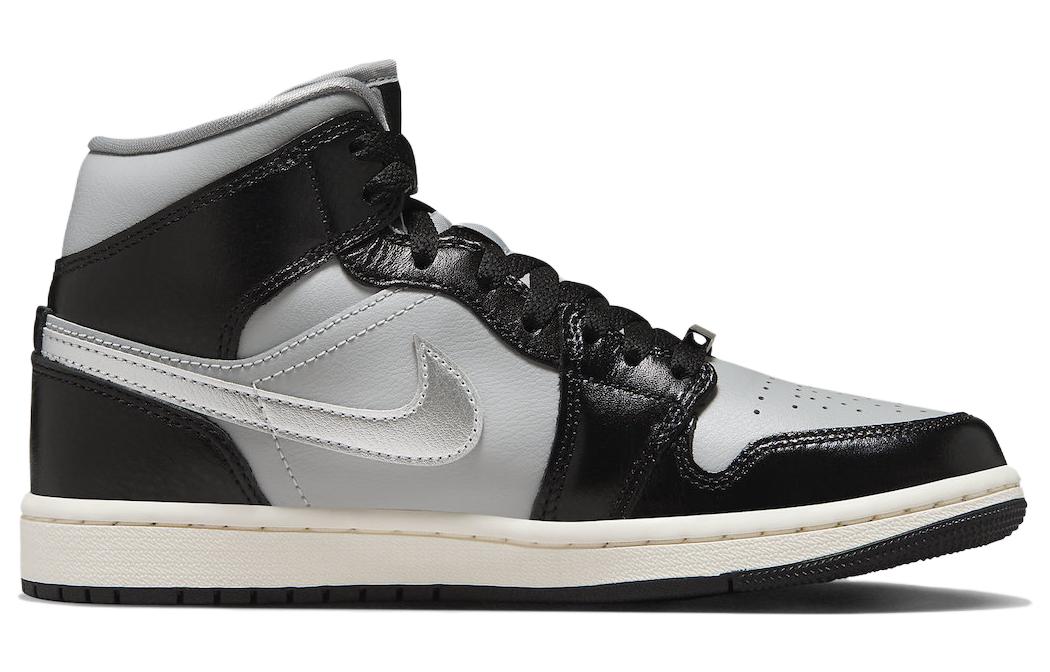 Jordan 1 Black Chrome