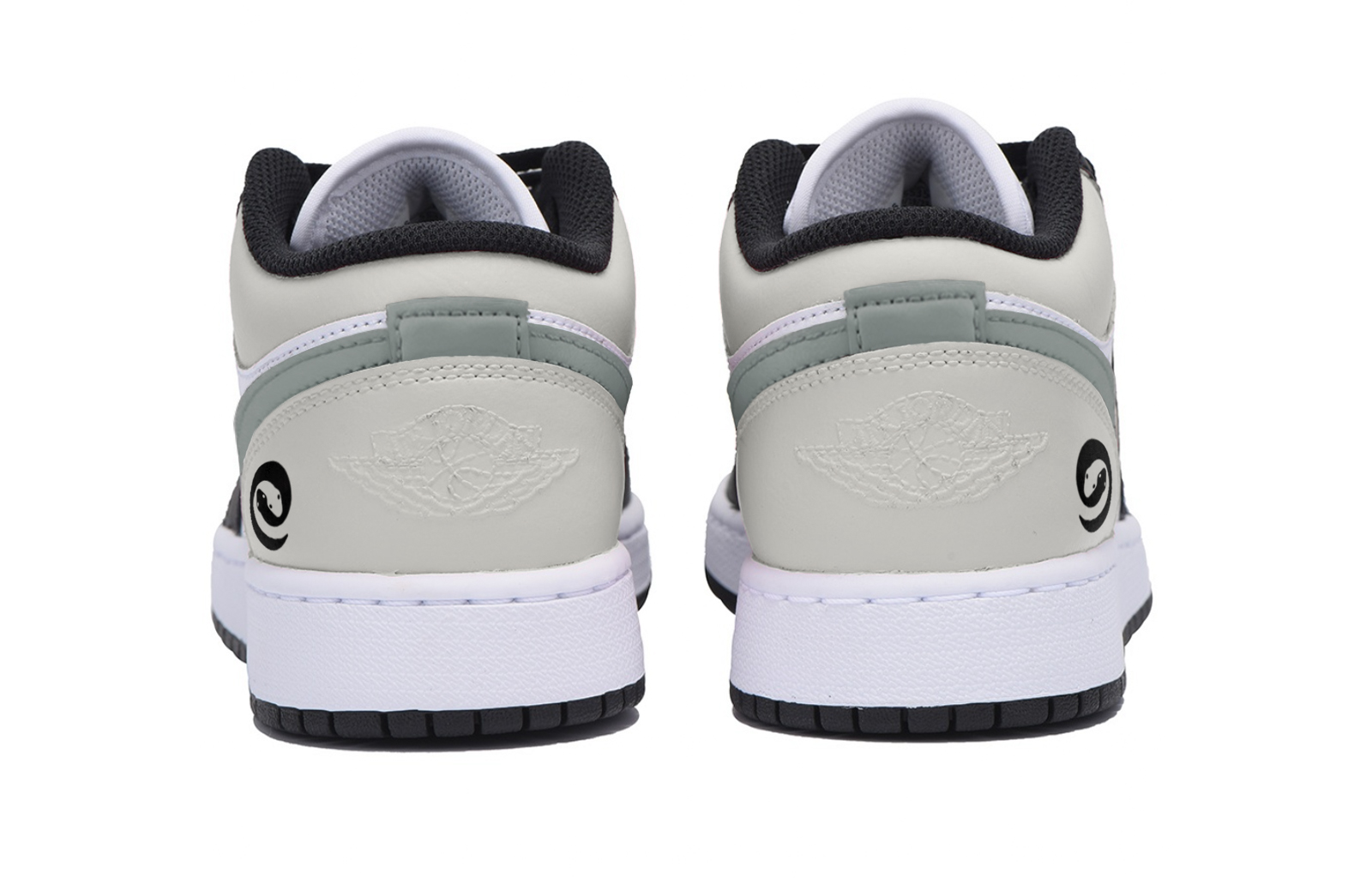 Jordan Air Jordan 1 Puppy Fragment, Year Of The Snake Low top Vintage Basketball Shoes Men’s Black