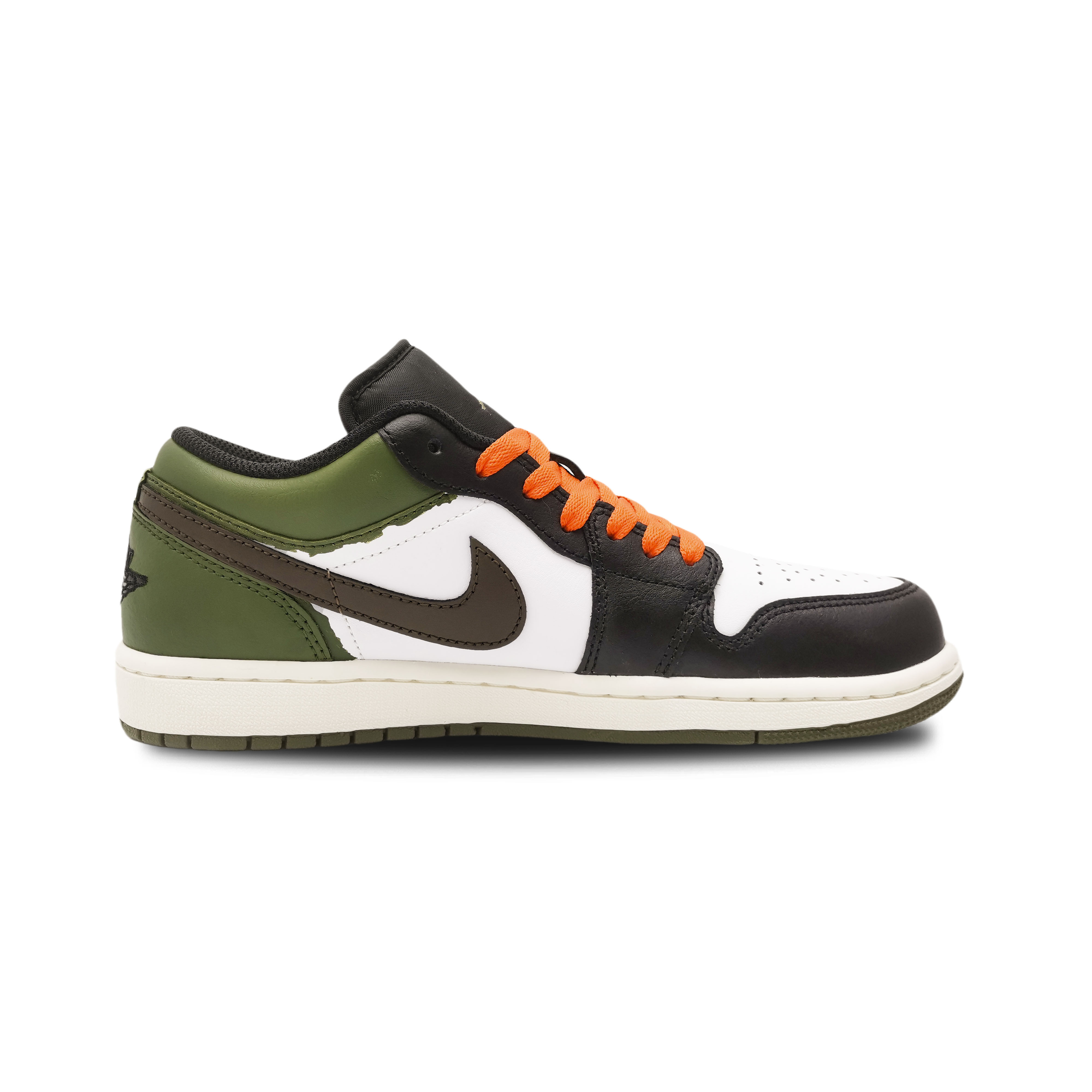 Jordan Air Jordan 1 Slip Resistant Abrasion Resistant Low top Vintage Basketball Shoes Unisex Black White Green