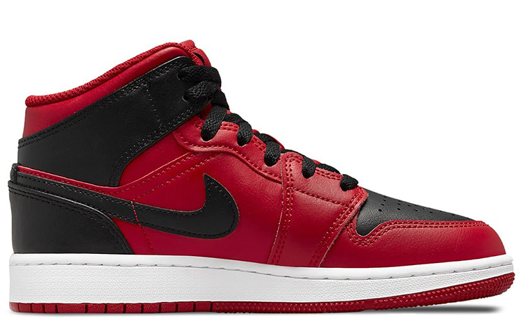 Air Jordan 1 Mid ‘Reverse Bred’