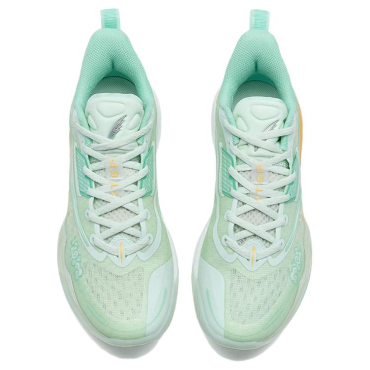 XTEP Light Feather 5 Comfortable And Trendy Slip Resistant Abrasion Resistant Low top Basketball Shoes Men’s Green