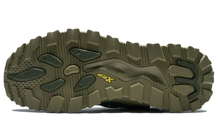 XTEP Mountaineering & Hiking Shoes Men’s Low Top Green