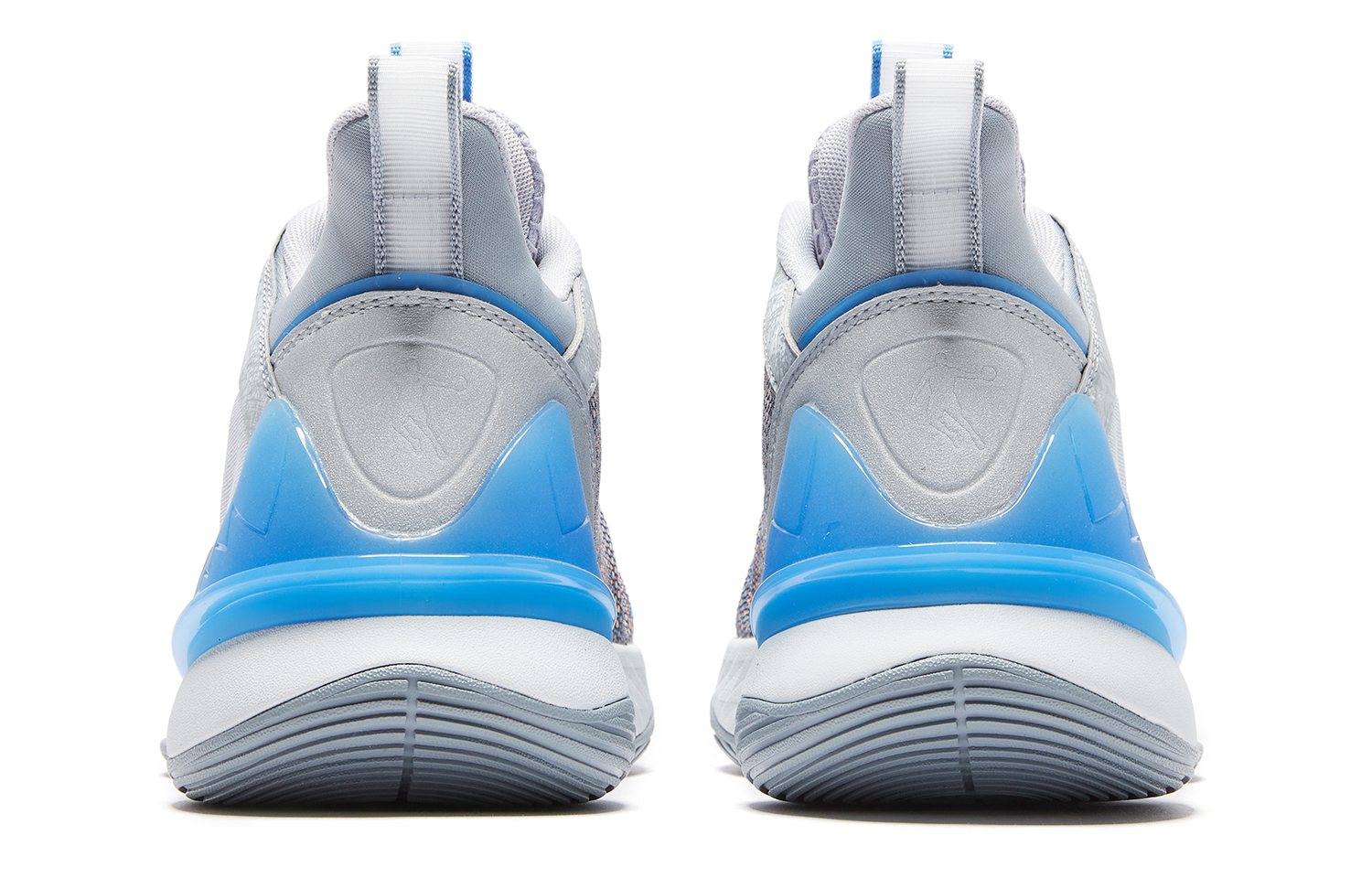 QIAODAN Poisonous Fangs 2.0 Anti Slip Wear Resistant Mid Top Basketball Shoes Men’s Gray Blue