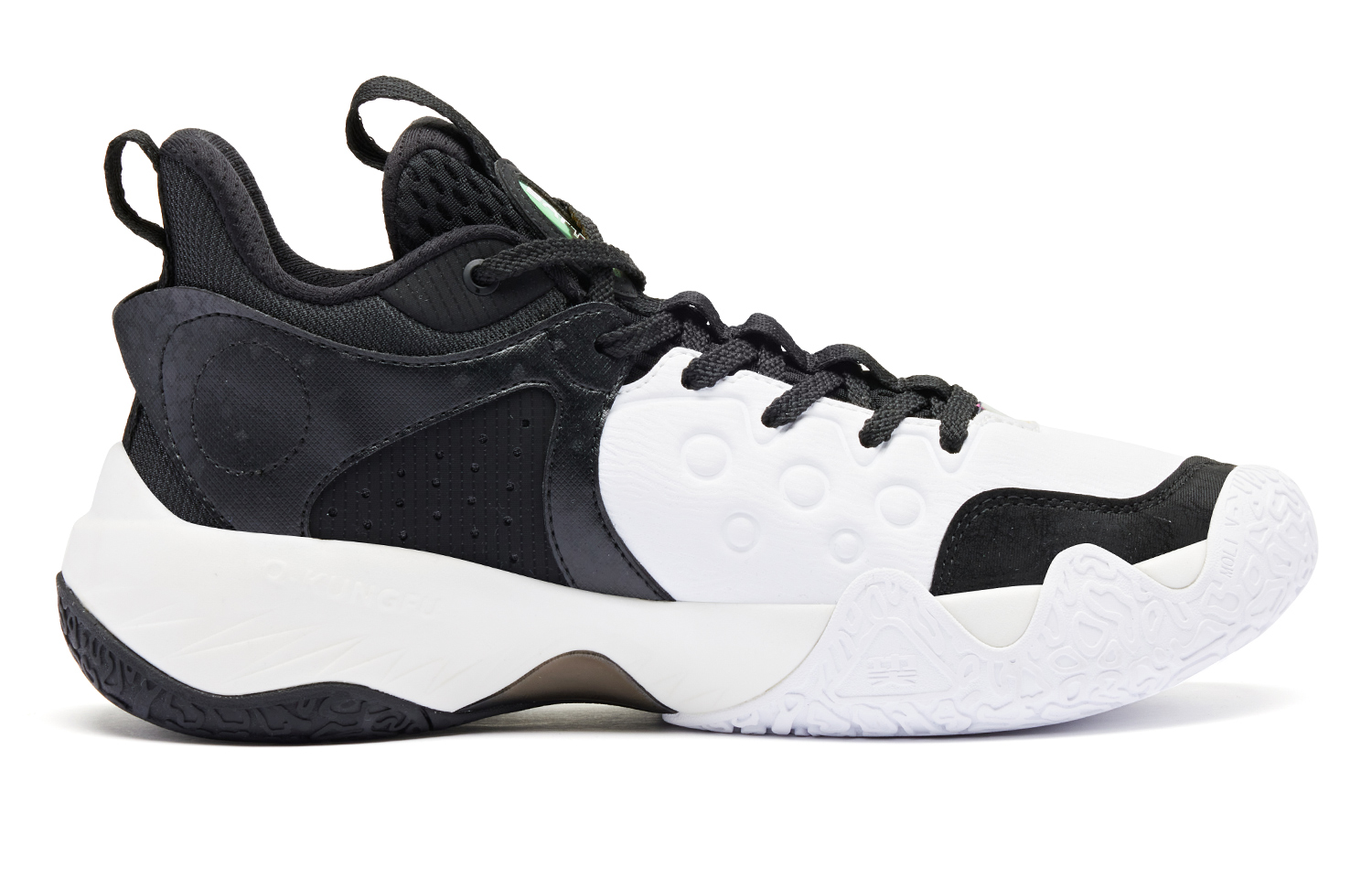 QIAODAN Halberd 6TEAM Fabric Cushioning Slip Resistant Low top Basketball Shoes Men’s Jordan White
