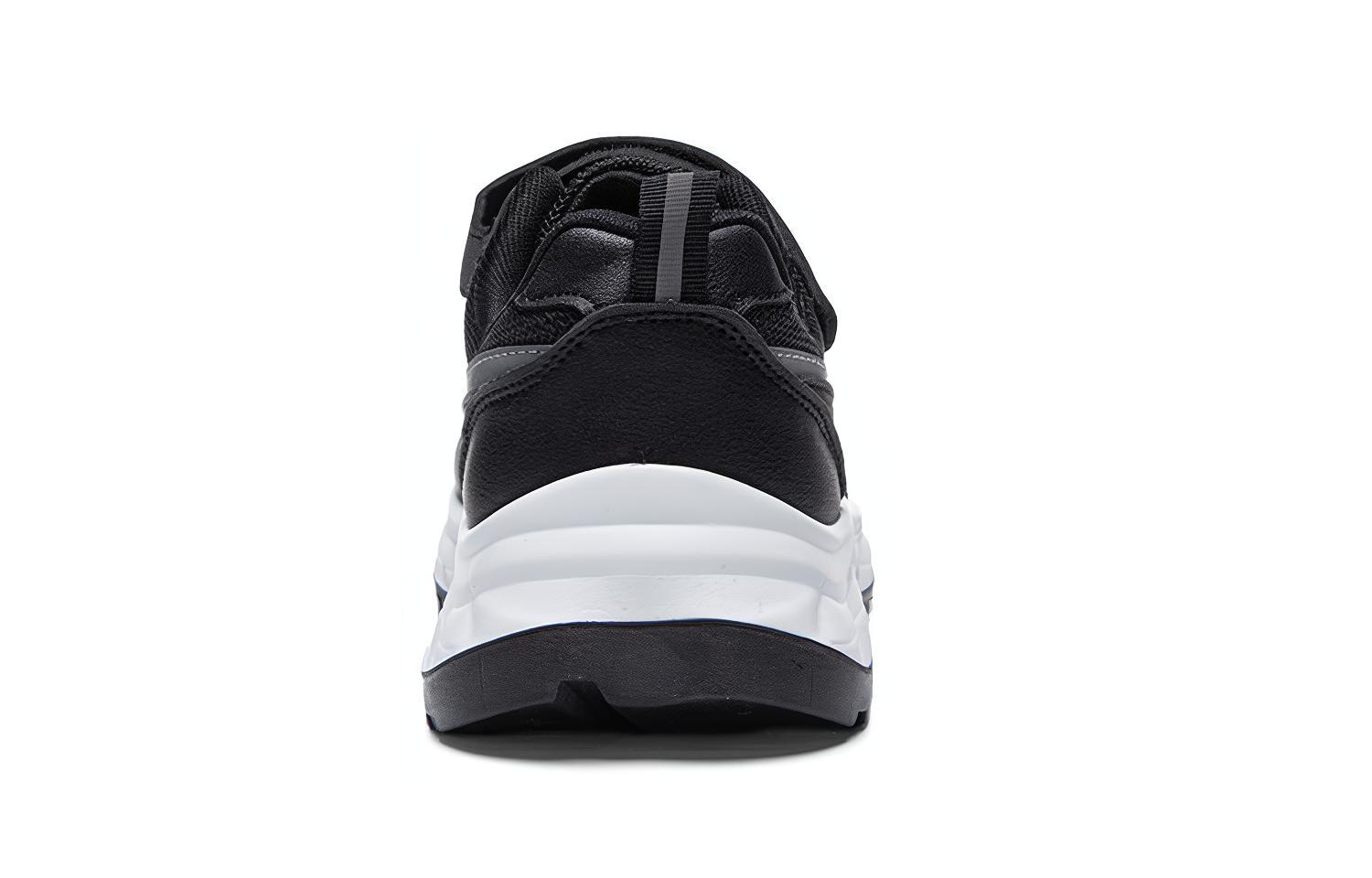 Warrior Soft Sole Elderly Shoes Wear resistant And Lightweight Low top Casual Shoes Unisex Black