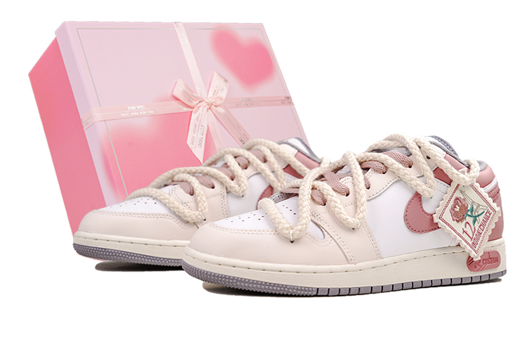 Jordan Air Jordan 1 Leather Cushioning Slip Resistant Abrasion Resistant Low top Vintage Basketball Shoes GS Light Pink