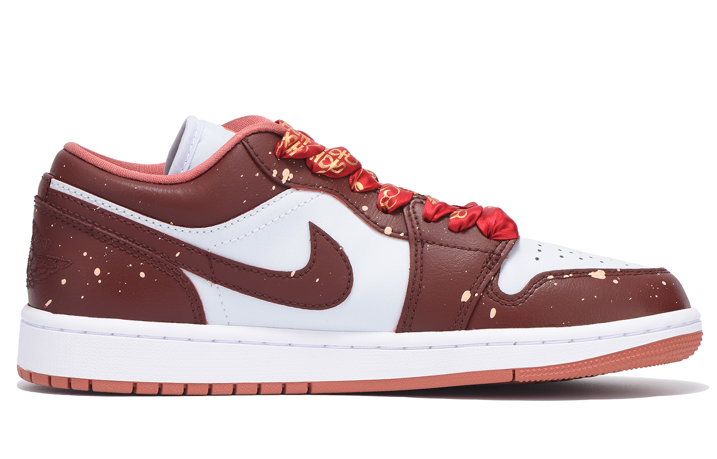 Jordan Air Jordan 1 Slip Resistant Abrasion Resistant Low top Vintage Basketball Shoes Women’s Red White