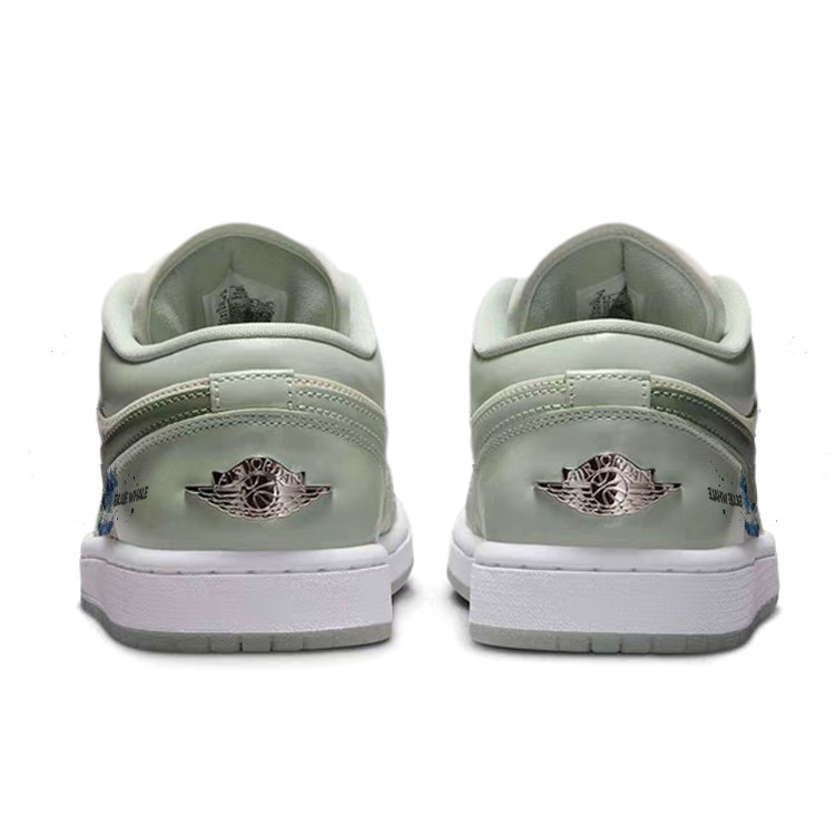 Jordan Air Jordan 1 Vintage Basketball Shoes Women’s Low Top White/Green