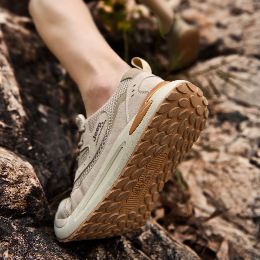 Jeep Mountaineering & Hiking Shoes Men’s Low Top Khaki/Gray/Sand