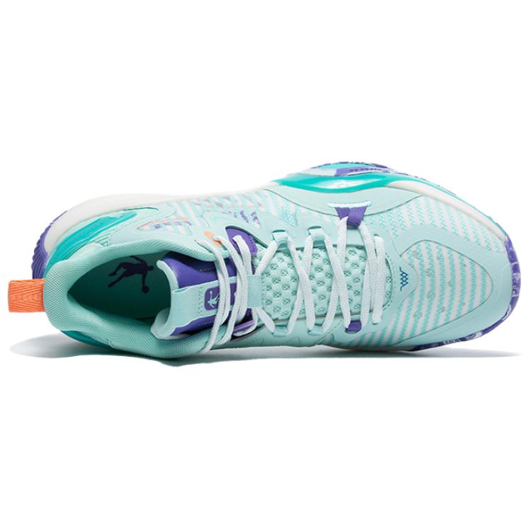QIAODAN Cushioning Slip Resistant Abrasion Resistant Low top Basketball Shoes Men’s Green