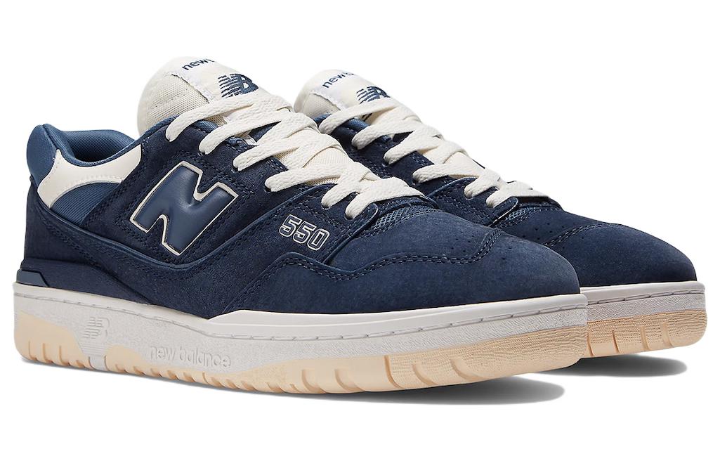 New Balance logo-patch lace-up sneakers