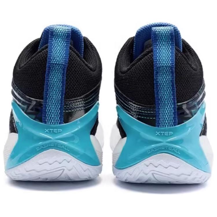 XTEP Cushioning, Wear Resistant Low top Basketball Shoes Men’s Black Blue