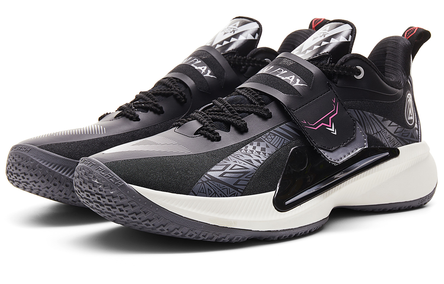 PEAK Cushioning Slip Resistant Abrasion Resistant Rebound Anti Twist Low top Performance Basketball Shoes Men’s