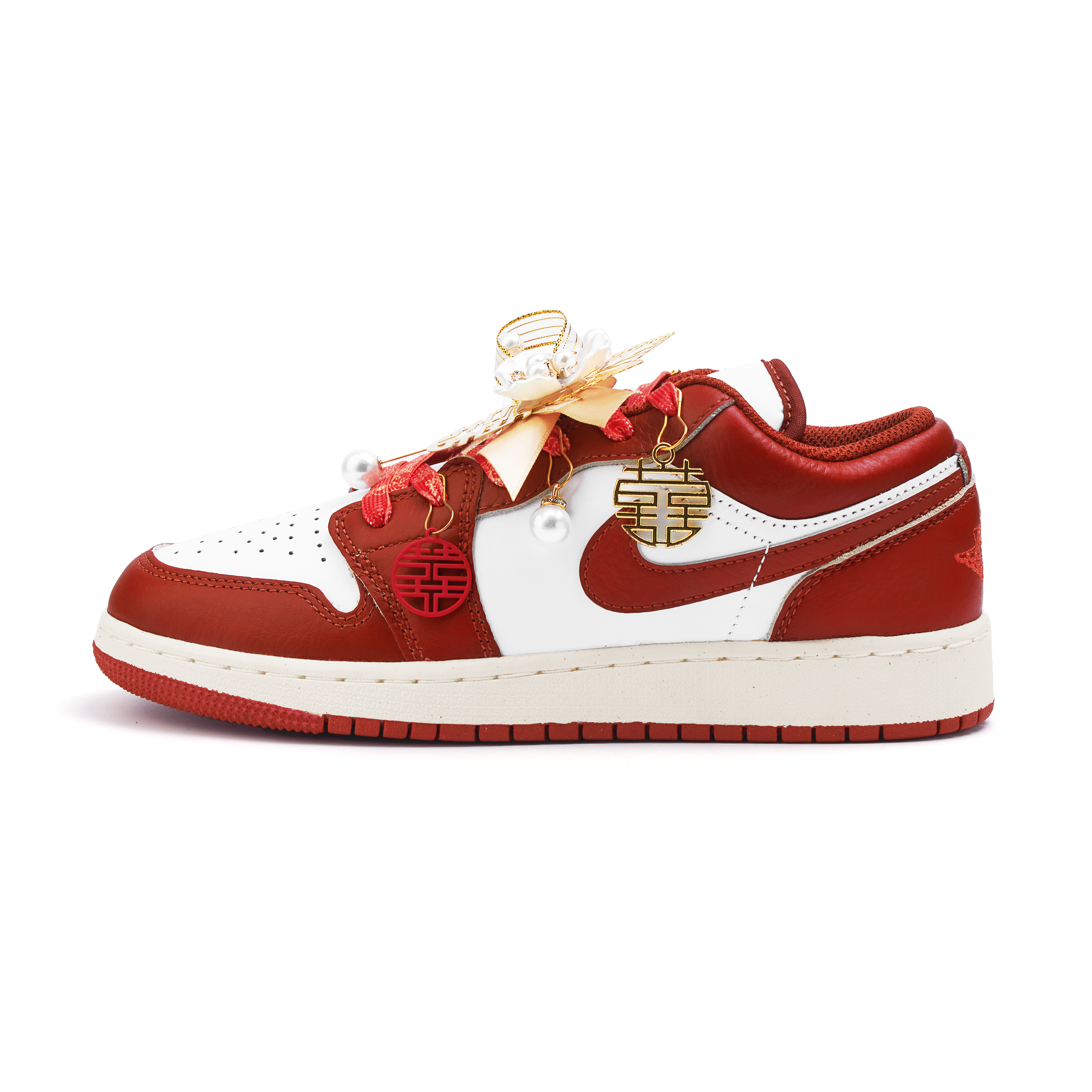 Jordan Air Jordan 1 Slip Resistant Abrasion Resistant Low top Vintage Basketball Shoes Women’s Red