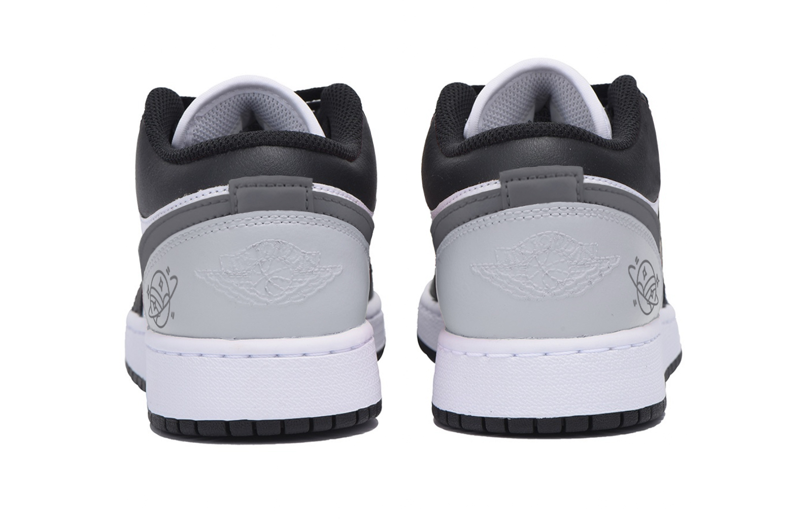 Jordan Air Jordan 1 Slip Resistant Abrasion Resistant Low top Vintage Basketball Shoes Men’s Black Gray