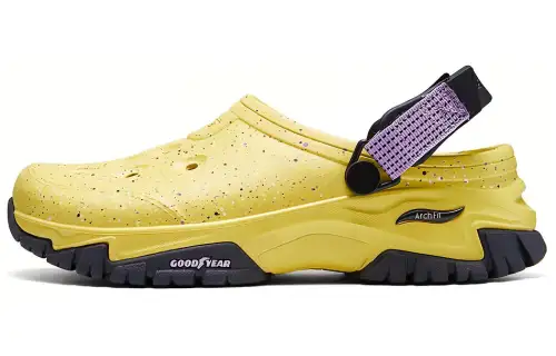 Skechers Foamies Slip Resistant Abrasion Resistant Clogs Women's Yellow