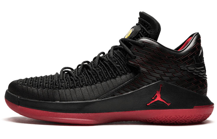 Мужские кроссовки Jordan Air Jordan 32 Low Last Shot OG (черно-красные)