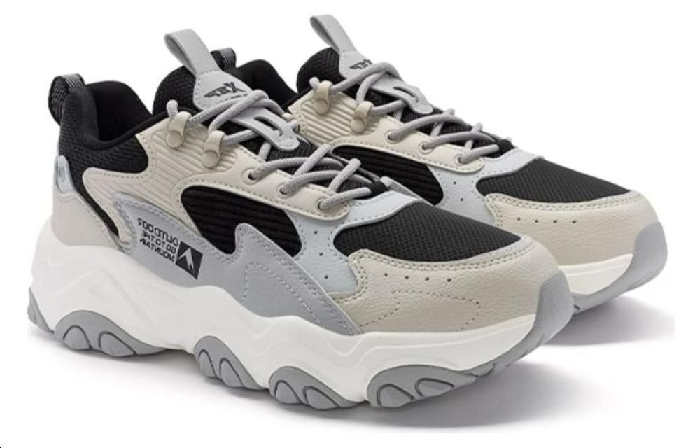 XTEP Cushioning Slip Resistant Low top Outdoor Shoes Men’s Gray