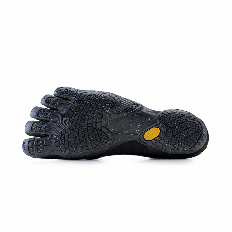 Vibram Slip Resistant, Abrasion Resistant, Lightweight, Quick Dry Low top Training Shoes Men’s Black