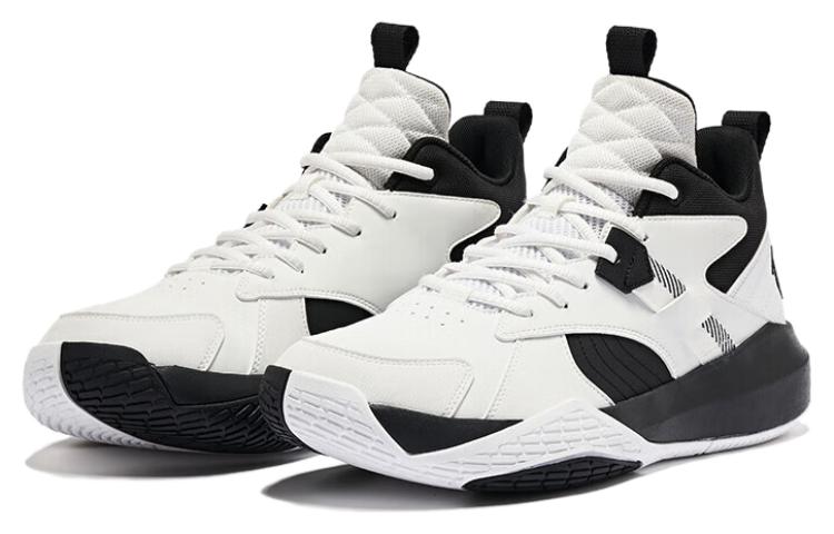 QIAODAN Frenzied Battle Comfortable Slip Resistant Abrasion Resistant Slip Resistant Abrasion Resistant Mid top