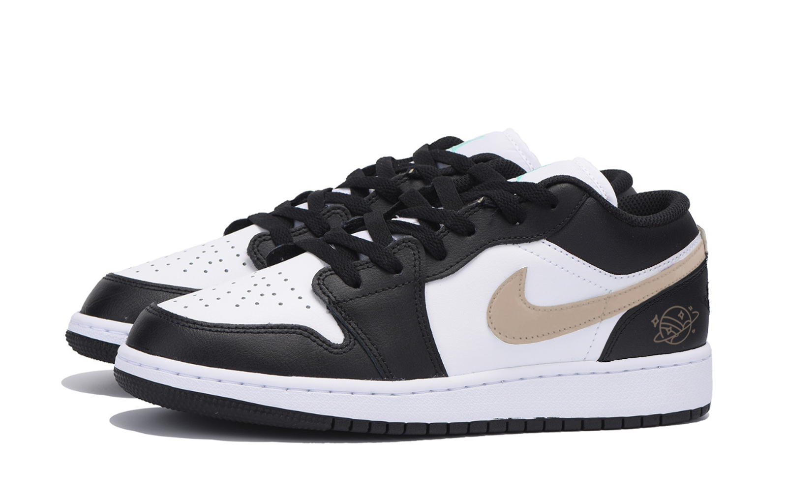 Jordan Air Jordan 1 Slip Resistant Abrasion Resistant Cushioning Low top Vintage Basketball Shoes Men’s Black Brown