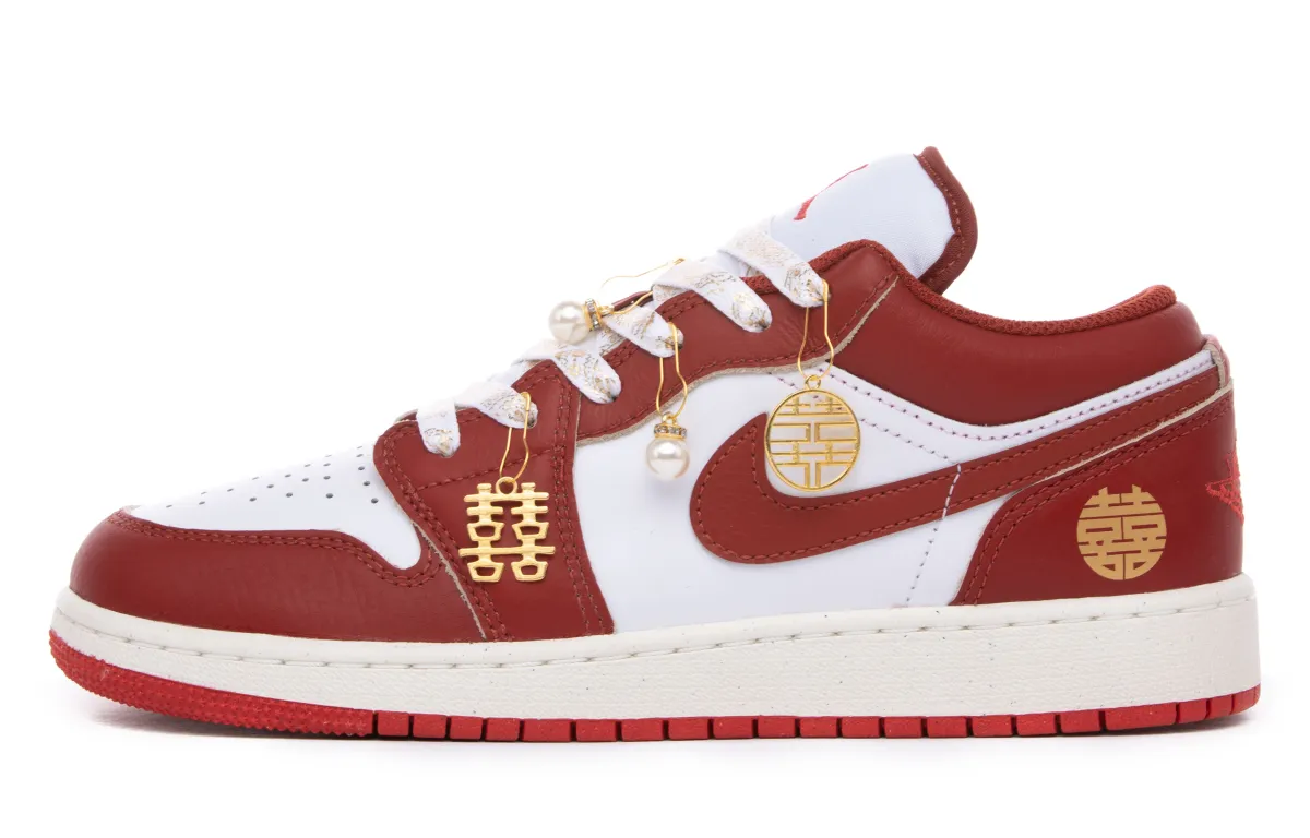 Jordan Air Jordan 1 Low top Vintage Basketball Shoes Women's White Red Gold
