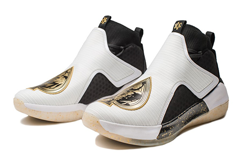 Li Ning YuShuai 12 Slip Resistant Abrasion Resistant High top Basketball Shoes Men’s Black Gold