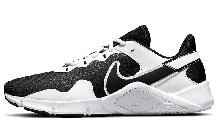 Nike Legend Essential 2 ‘Black White’