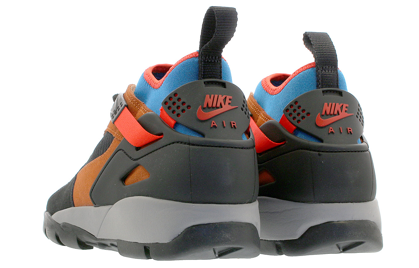 Кроссовки Nike Air Revaderchi ACG (черно-оранжево-синие) — Чёрный / оранжевый / синий — фото 3