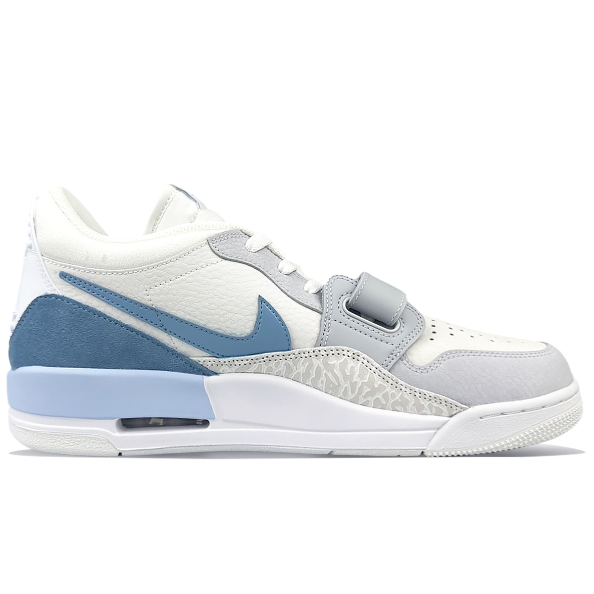 Jordan Legacy 312 Cushioning Low top Vintage Basketball Shoes Men’s White Blue