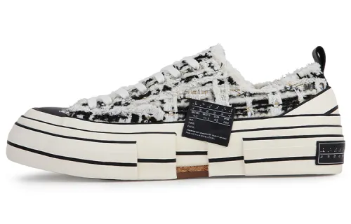 XVESSEL Low top Canvas Shoes Unisex Black White