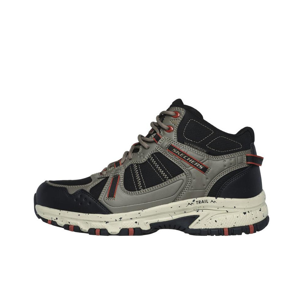 Skechers Hillcrest ‘Cross Shift Natural Black’