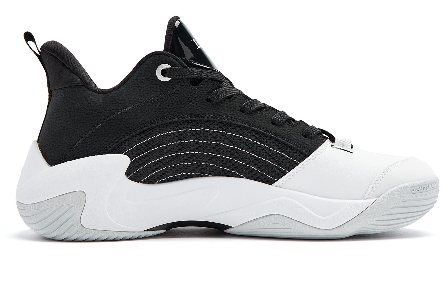 QIAODAN Cushioning Slip Resistant Abrasion Resistant Low top Basketball Shoes Men’s Jordan White Black