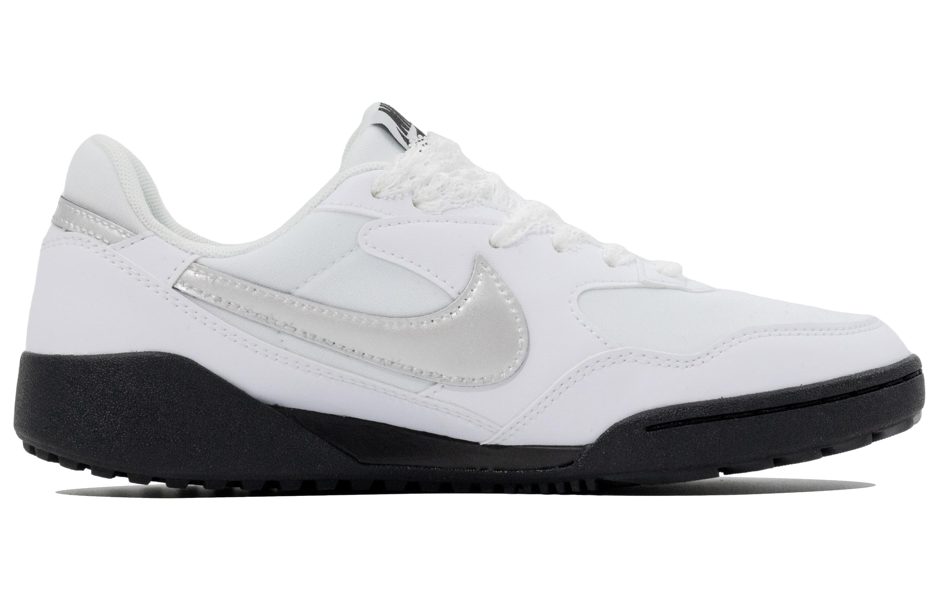Nike Terra Manta Love Confession Moment Abrasion Resistant Low top Training Shoes Unisex Silver White