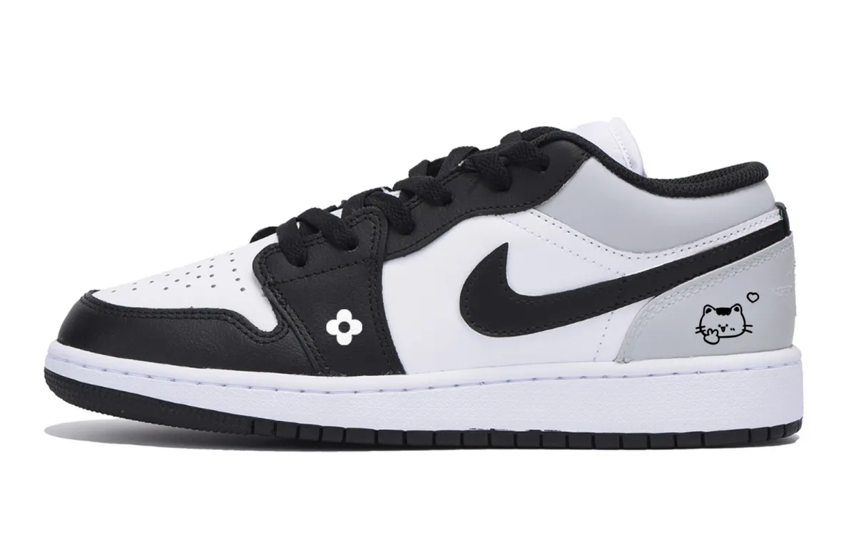 Jordan Air Jordan 1 Slip Resistant Abrasion Resistant Low top Vintage Basketball Shoes Men's White Black Gray