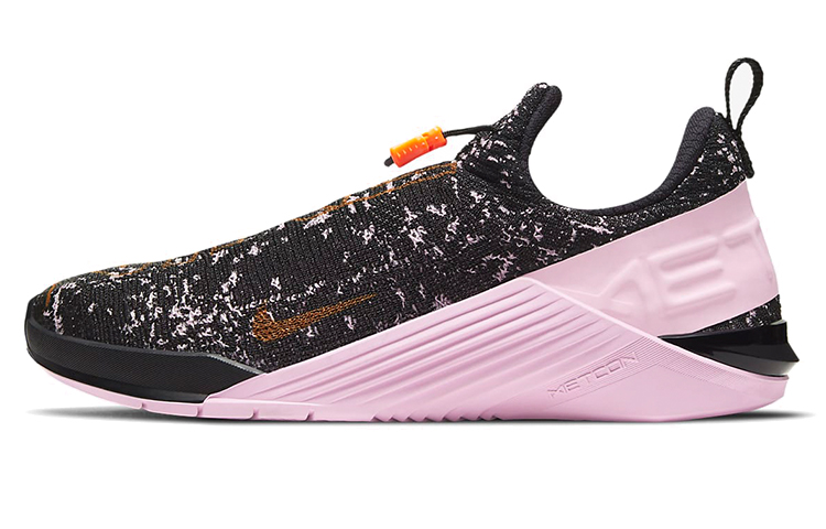 Женские кроссовки Nike Nike React Metcon (черно-розово-золотые)